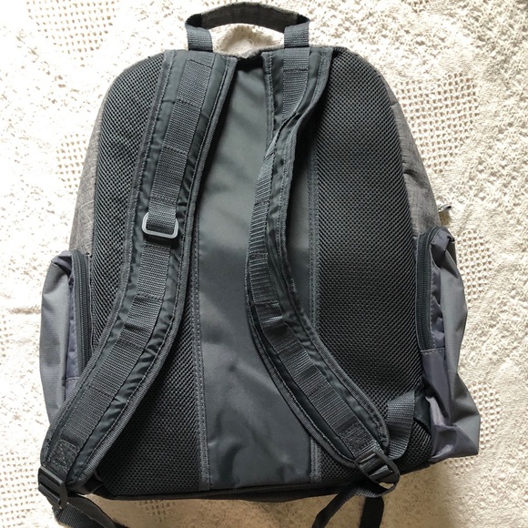Large Backpack - Picture 2 of 6